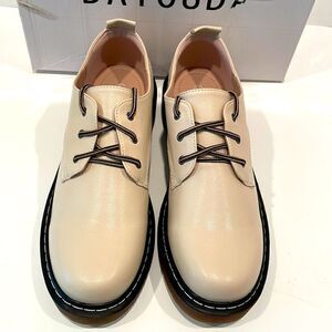 NEW Dayouda Casual Shoes Women's Size 10.5